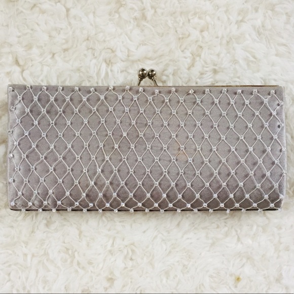 VINTAGE Silver Clutch Silver Chain Evening Purse - Picture 2 of 16